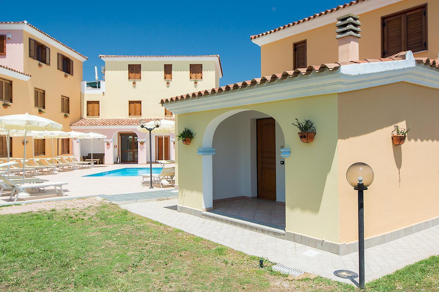 Residence Cala Viola Cala Liberotto Εξωτερικό φωτογραφία